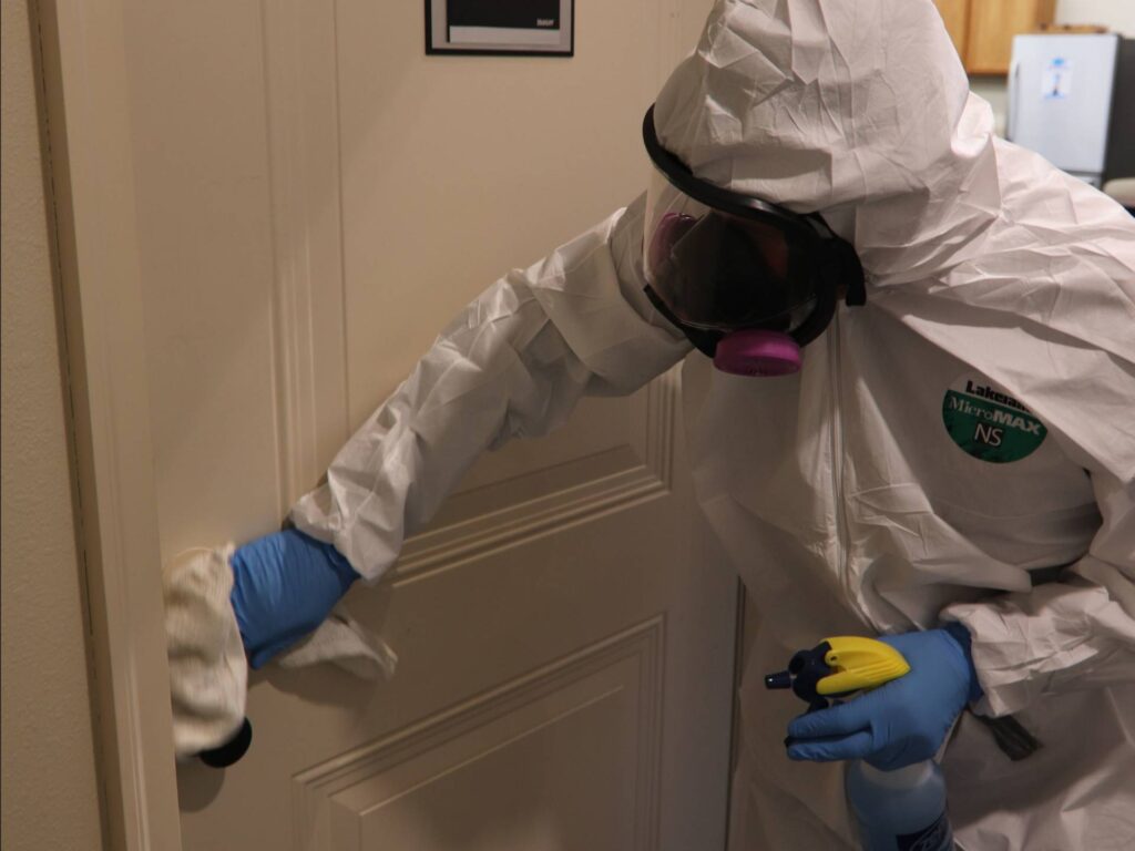 Disinfecting-Office-Cleaning-Coronavirus