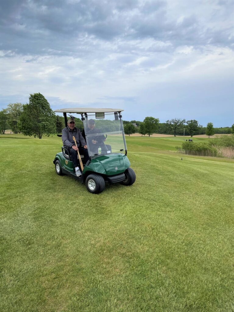 Balestrieri team goes golfing